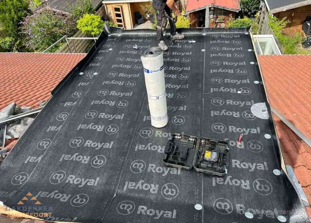Dakrenovatie met Royal onderdak op plat dak in Amersfoort