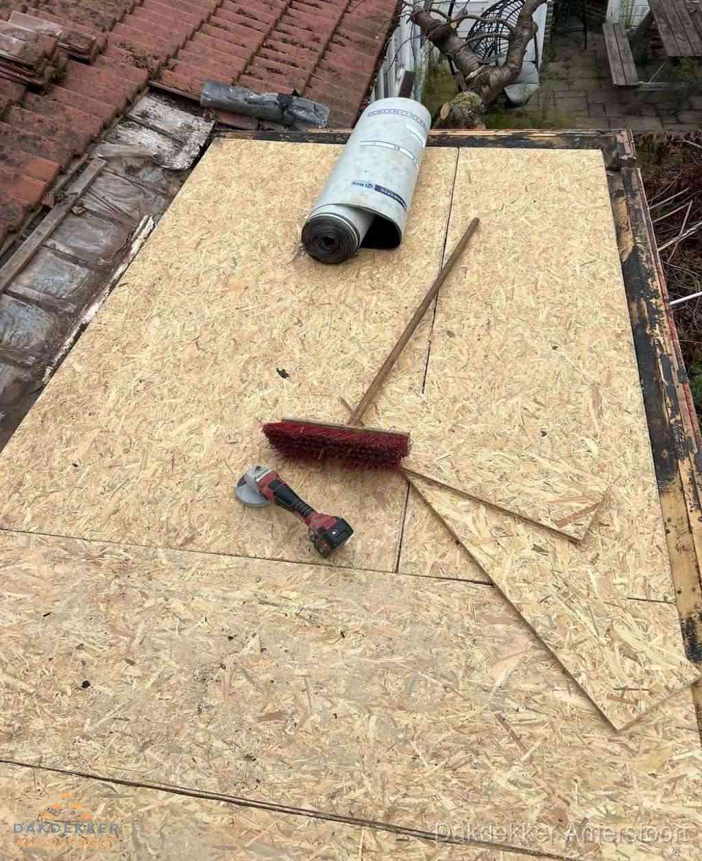 Dakrenovatie afgerond met nieuwe bitumen dakbedekking in Amersfoort